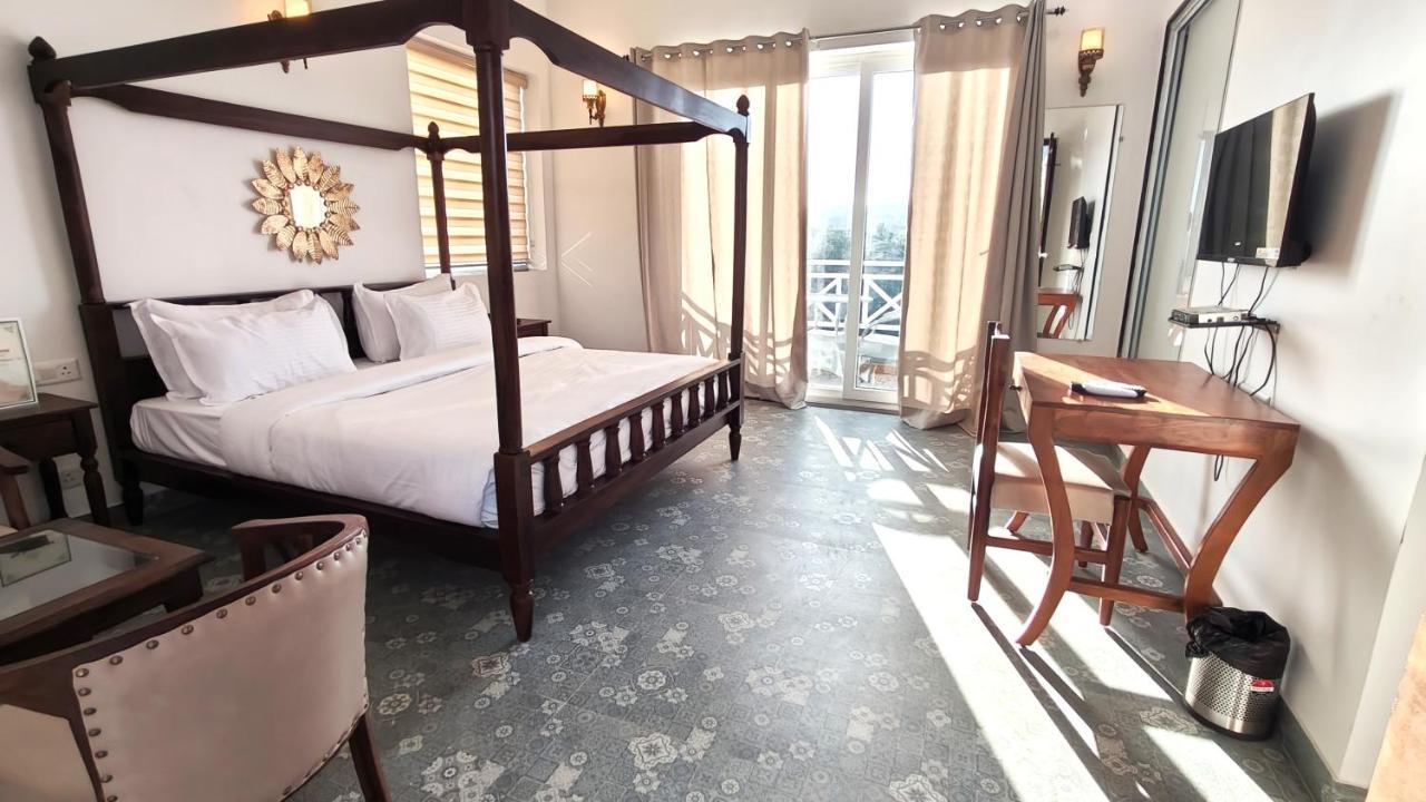 The Sky Imperial Pavoreal Jungle Resort 쿰발가르 외부 사진